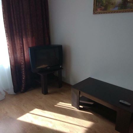 Затишна Квартира Rivne Exterior foto